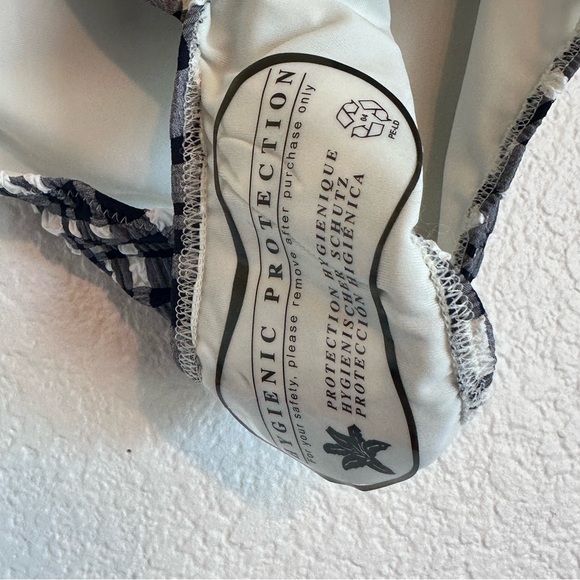 NWT SOLID & STRIPE Juliana One Piece Madras One Piece Blue XS - Picture 12 of 13